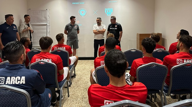 BAŞKAN BALÇIK'TAN FUTBOLCULARA MORAL!
